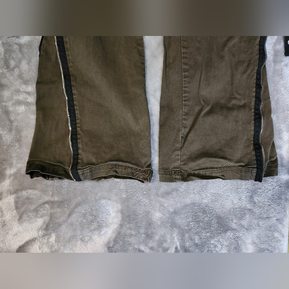 Stylish Brown Women's Jeans with Strap Details - Picture 3 of 5